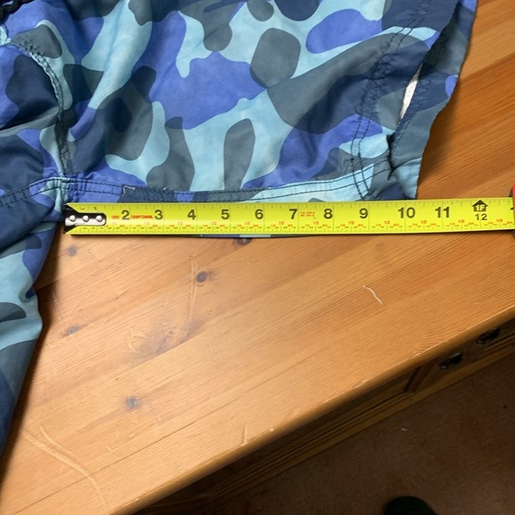 Ocean Earth NWOT Mens Lined Board Shorts, Camo, 2 Velcro Pockets, 1 Key Pocket - Picture 6 of 17